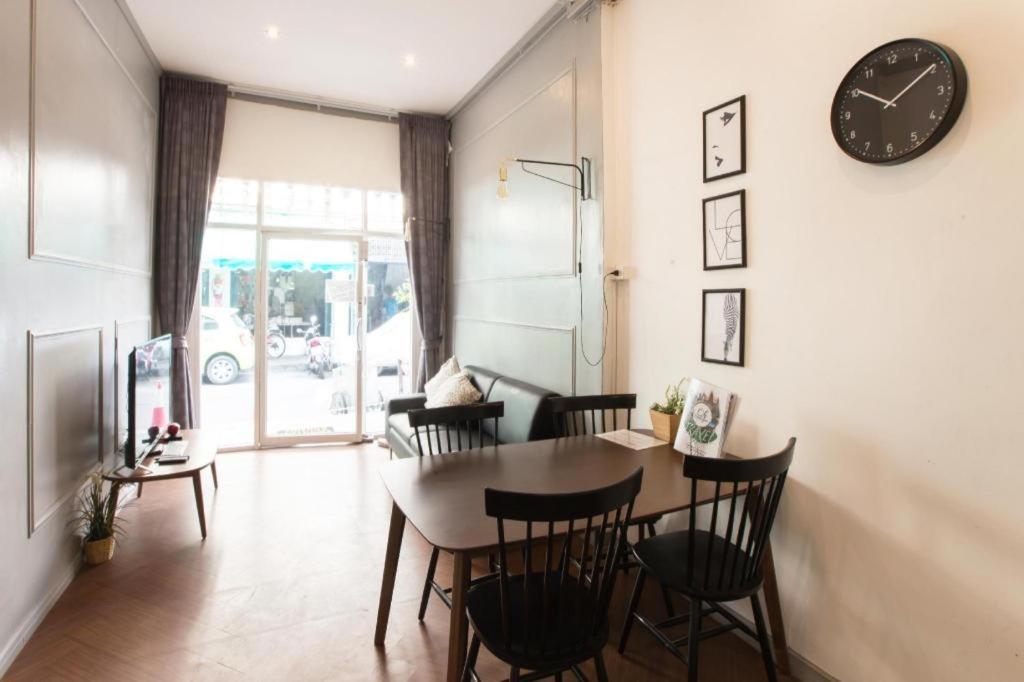 Oh Boutique Guesthouse. Бангкок Экстерьер фото